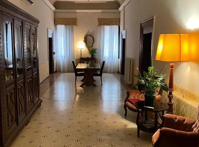Palazzo Ducale 4*