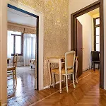 Palazzo Ducale بيت ضيافة 4*
